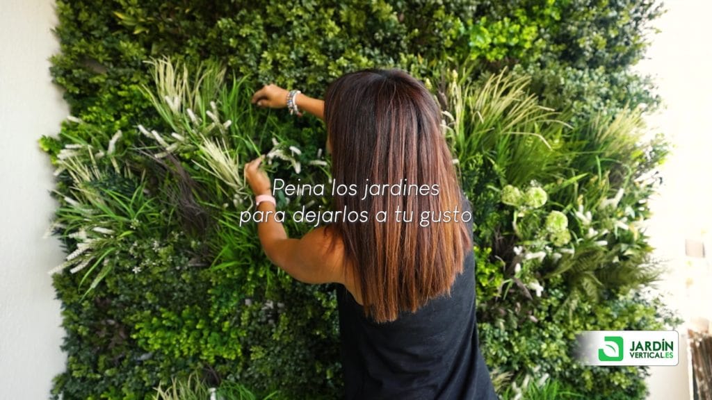 Peinar los jardines verticales