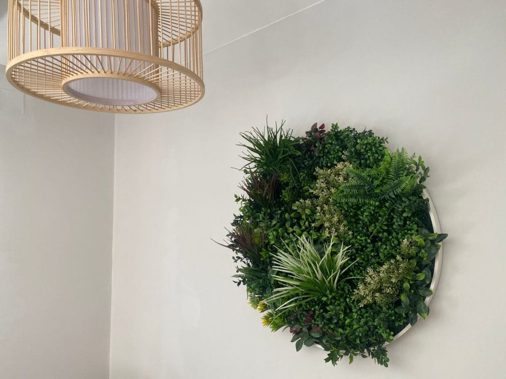 Imagen #2 de Adrián